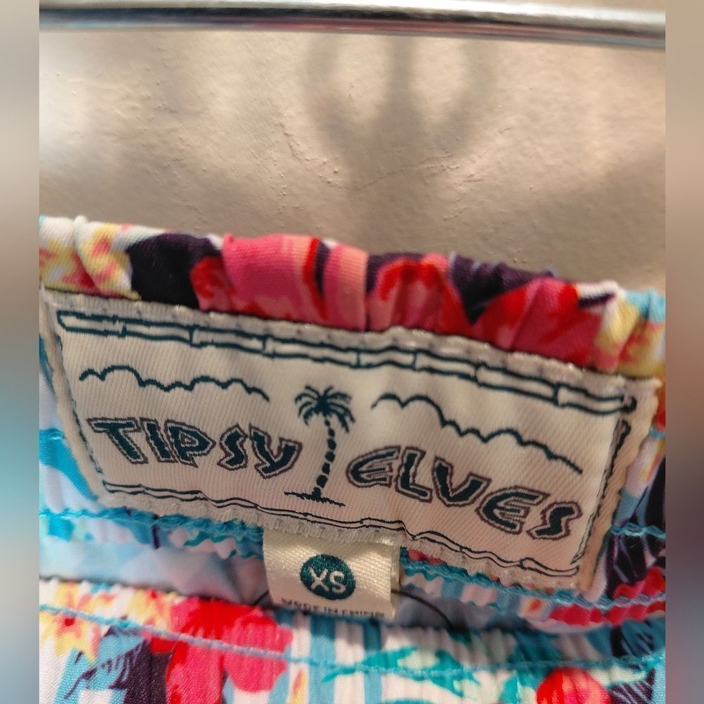Tipsy Elves Women's Flower Shorts Island Floral Multicolor Size XS NEW - Picture 5 of 8